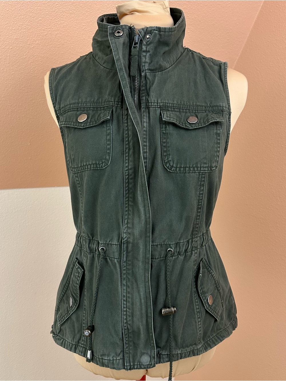 Ashley by 26 International Utility Vest Womens M Army Green Outdoors Hiking